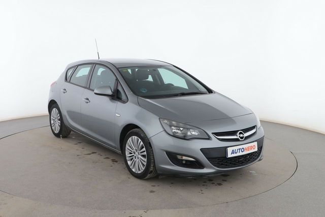 Opel Astra 1.4 Turbo Selective