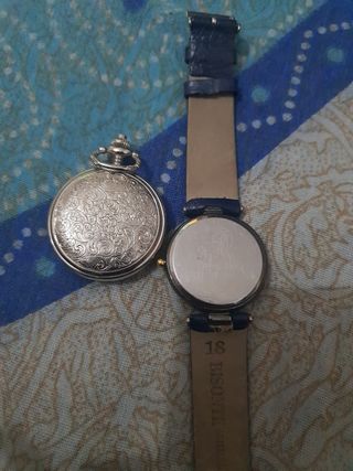 Reloj de bolsillo y pulsera plateado y azul