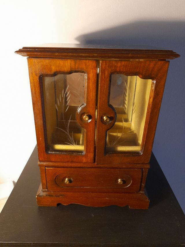 Caja Musical Vintage Madera