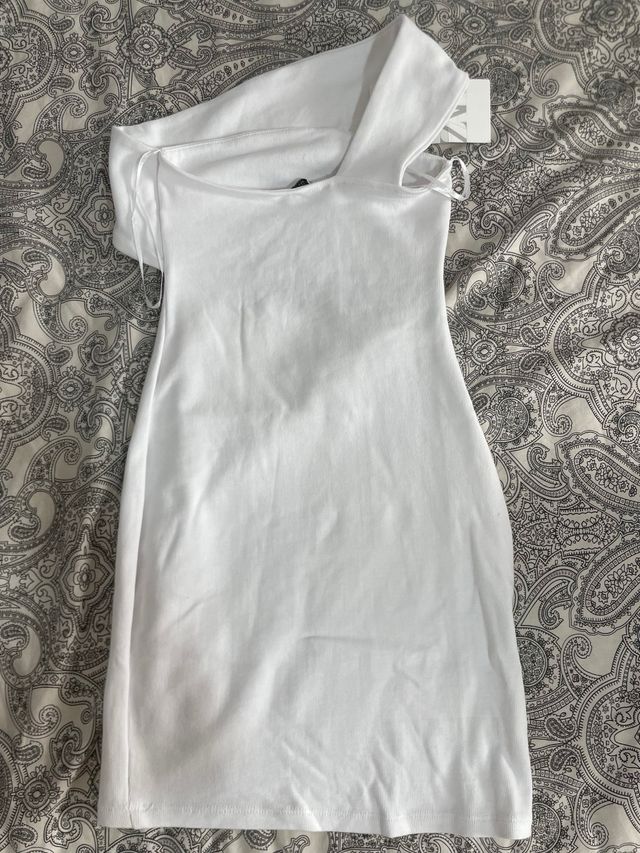 Vestido blanco Zara