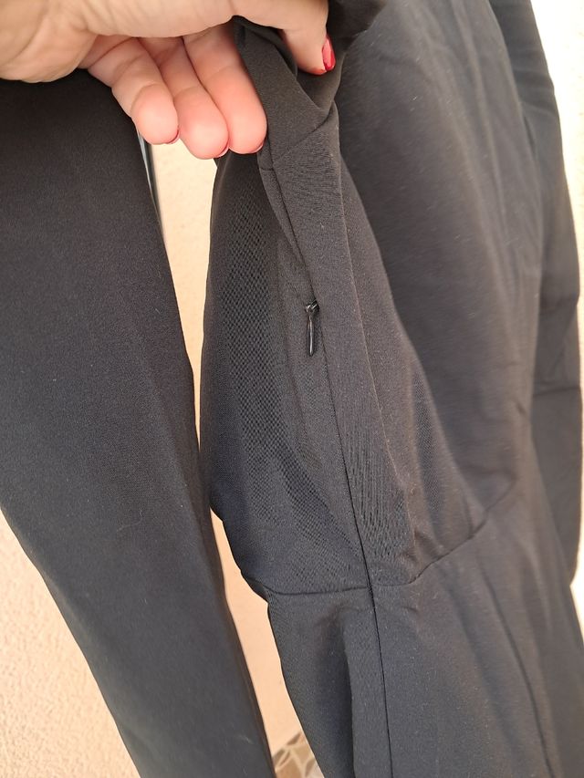 Abito nero High Spirits