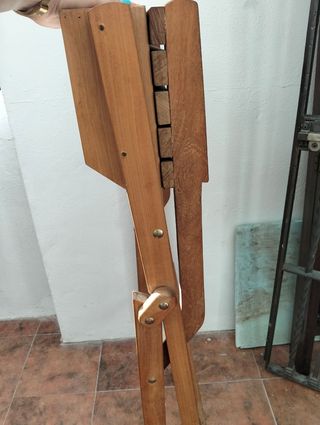 Pupitre de madera azul