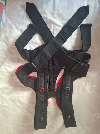 Mochila Portabebés BabyBjörn Active Negra/Roja