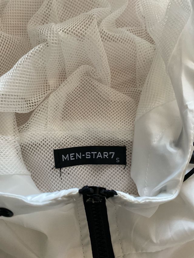 Chaqueta SILK SKIM blanca con capucha