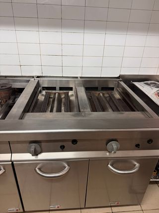 Cocina Fagor 4 fuegos + Parrilla + Horno
