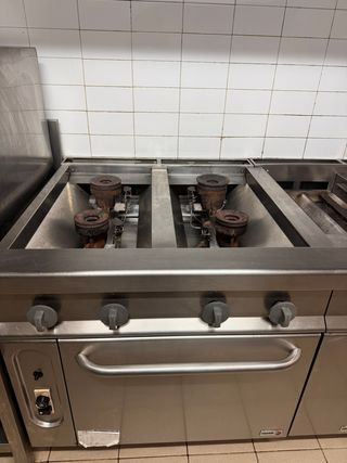 Cocina Fagor 4 fuegos + Parrilla + Horno