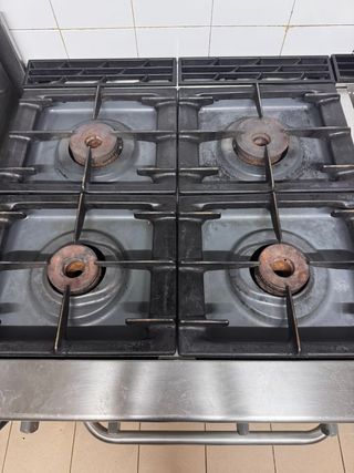 Cocina Fagor 4 fuegos + Parrilla + Horno