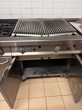 Cocina Fagor 4 fuegos + Parrilla + Horno