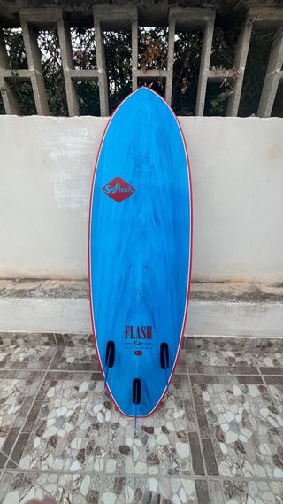 Tabla de surf Softtech Flash 5'7