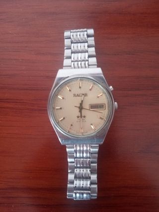 Reloj Racer Vintage Dorado y Plateado