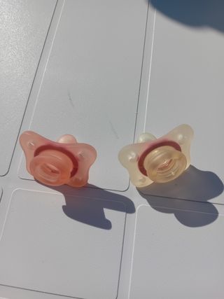 2 ciucci silicone Chicco rosa