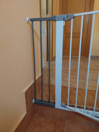Barrera Escalera Bebé/Mascotas Lindam