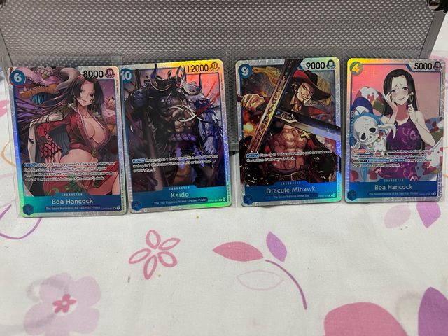 Cartas One Piece: Boa Hancock, Kaido, Mihawk