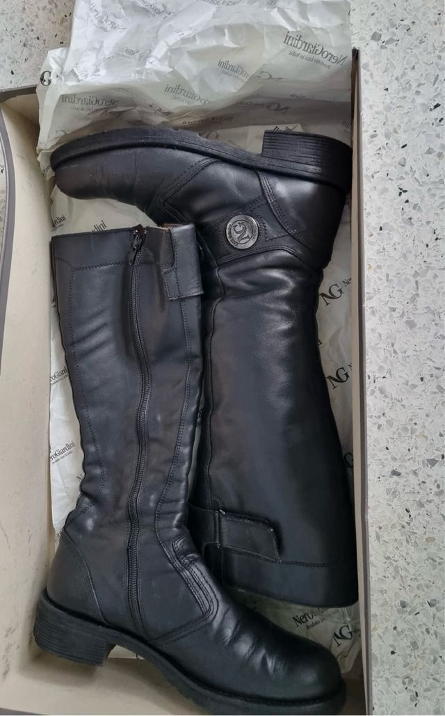 Stivali in pelle Nero Giardini tg. 38