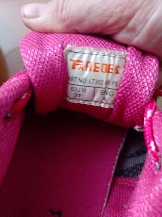 Zapatillas Paredes Mujer Gris y Rosa
