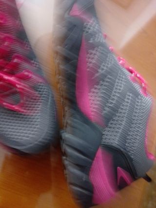 Zapatillas Paredes Mujer Gris y Rosa
