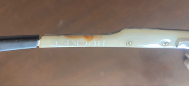 montura de gafas de vista Oakley marrones