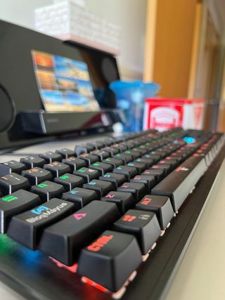 Teclado Gaming Negro Retroiluminado RGB