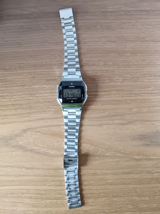 Reloj Casio Plata y Negro