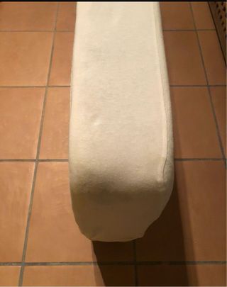 Cuna de viaje con colchón esta en Benidorm