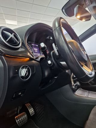 Mercedes-Benz B220 CDI AMG