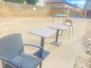 Mobiliario se puede entregar en persona