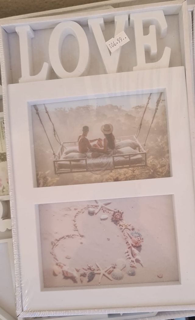 Marco de fotos LOVE blanco