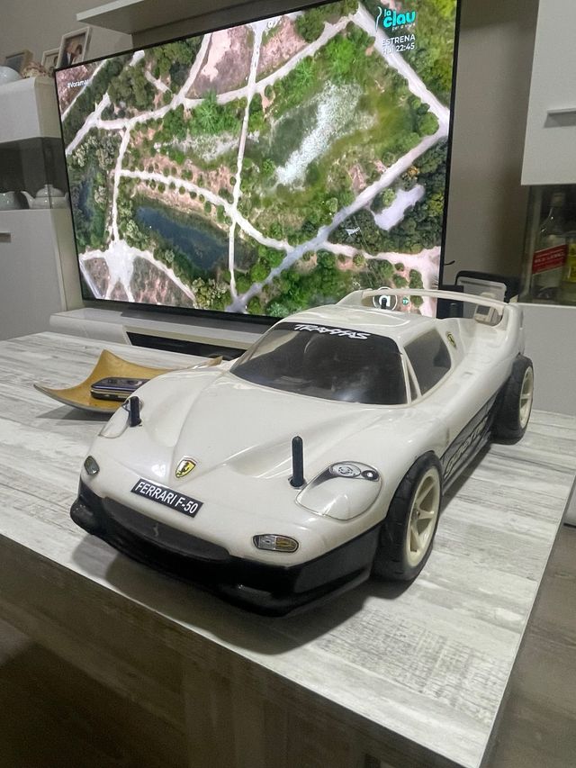 Coche RC Ferrari F-50 gasolina