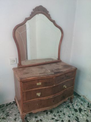 Regalo muebles antiguos 