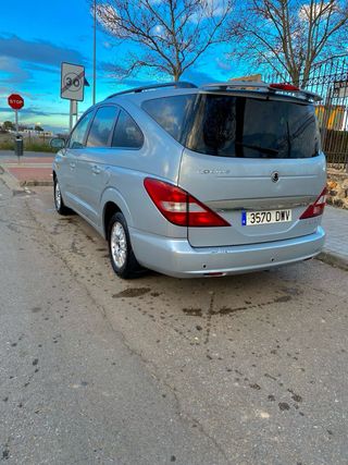 SsangYong Rodius 2006