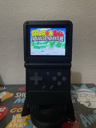 Consola retro Powkiddy con juegos incluidos.