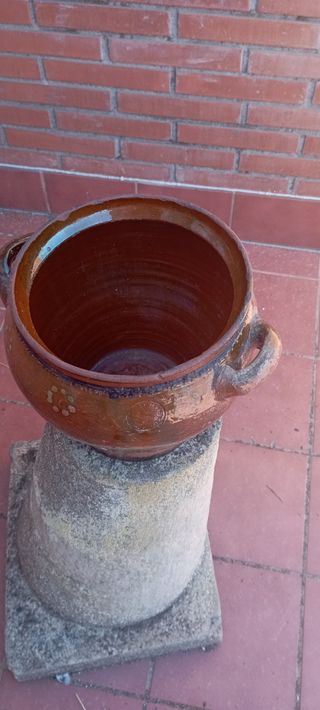 Olla Antigua Naval con Sello