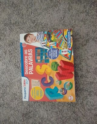 Jogo Pequeno Sábio Plus Descobre as Palavras