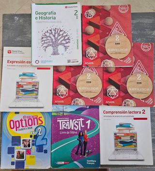Vendo libros de 2 eso ( instituto tias).
