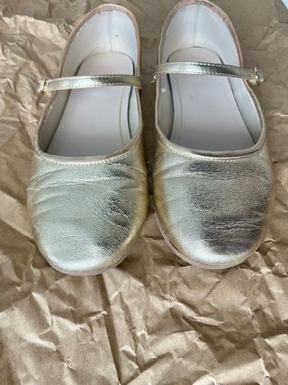 Merceditas doradas Zara Talla 36