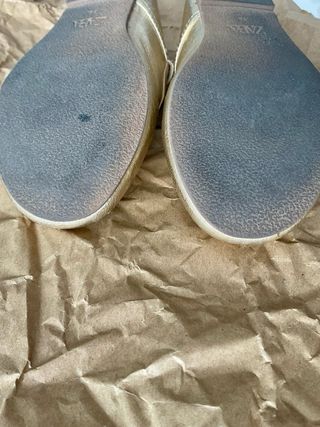 Merceditas doradas Zara Talla 36