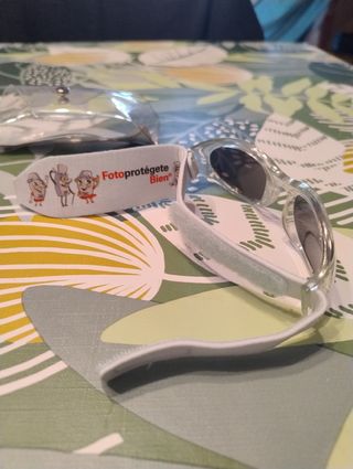 Gafas de sol infantiles ISDIN Cat 3