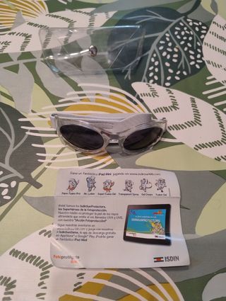 Gafas de sol infantiles ISDIN Cat 3