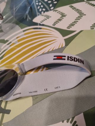 Gafas de sol infantiles ISDIN Cat 3