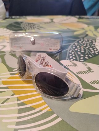 Gafas de sol infantiles ISDIN Cat 3