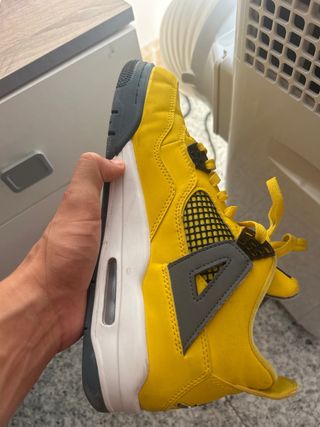 Zapatillas Jordan 4 Lightning