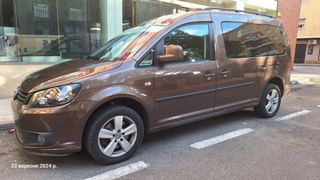 Volkswagen Caddy 2013