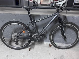 Bicicleta Rockrider Gris