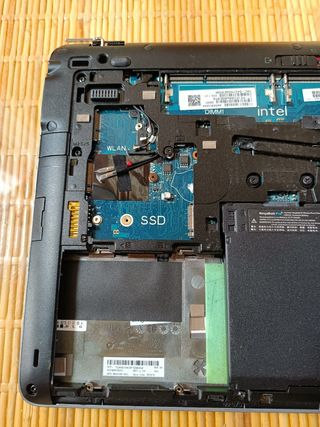 PC computer HP Elitebook 840 per ricambi no test 