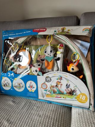 Gimnasio Bebé Tiny Love - Into the forest