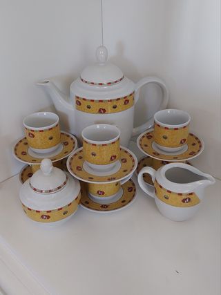 Juego de café de 6 de porcelana