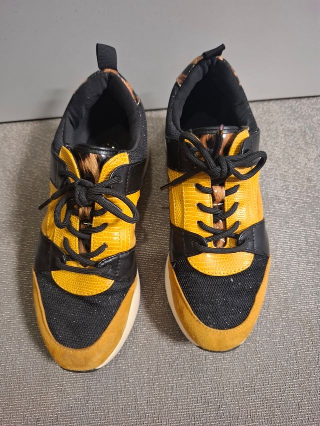 Zapatillas deportivas con estampado animal print