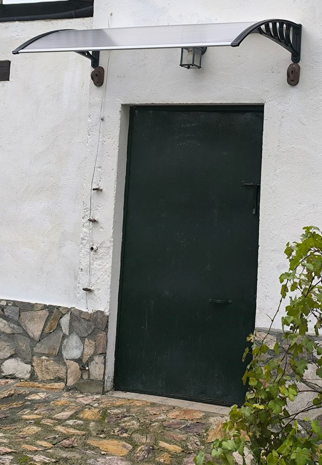 Tenda da Sole Curva con Viti e Bulloni Inclusi, in