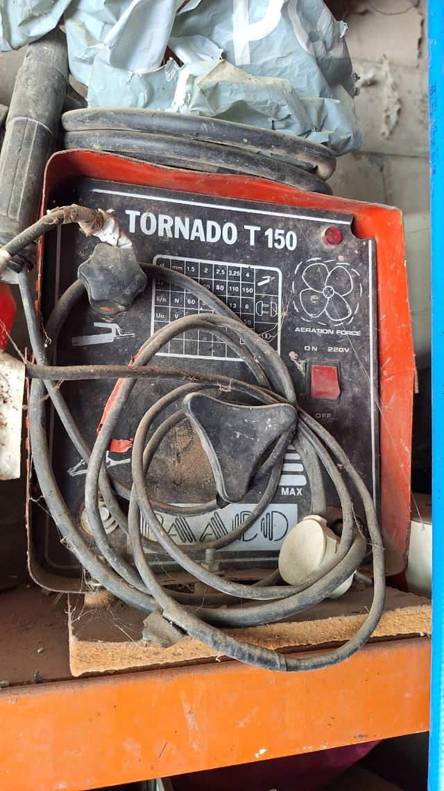 Máquinas de soldar Sol-Car y Tecnoweld ,tornado150
