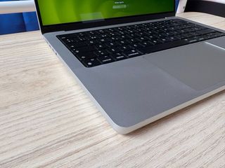 MacBook Pro 14” 2021 Plata